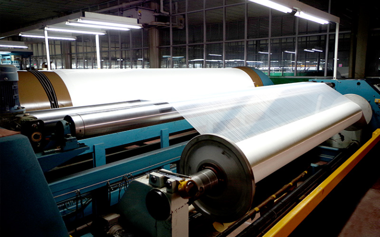 Industrial Applications of Nylon Mesh Cloth in Production Lines